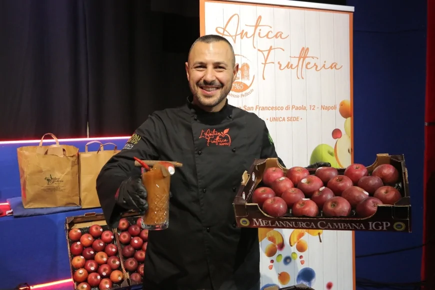 Patrizio Pelliccio “riscrive” la tradizione: ecco il cocktail “Ama l’annurca”