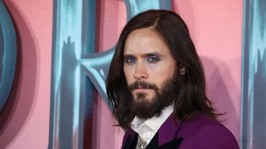 Nove accuse di molestie contro Jared Leto: l’attore respinge ogni responsabilità