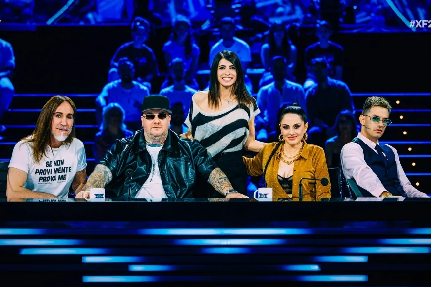 X Factor 2025: karaoke dei giudici durante le selezioni