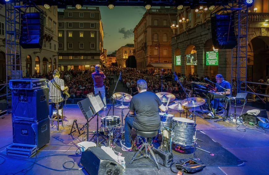 Trieste Estate: piazza e cultura a cielo aperto nel 2025