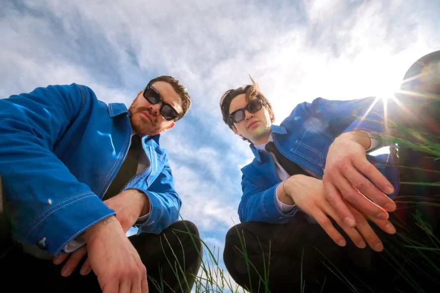 "Satellite" dei Preghiera: il debutto ufficiale tra sound rétro e visioni futuriste
