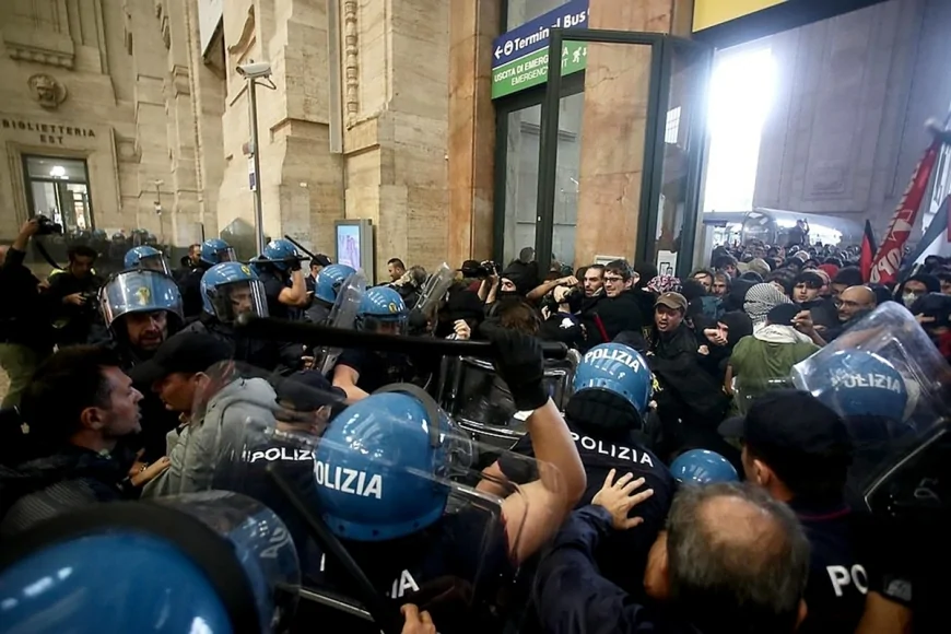 Gaza: lo sciopero degenera in guerriglia urbana e scontri in città