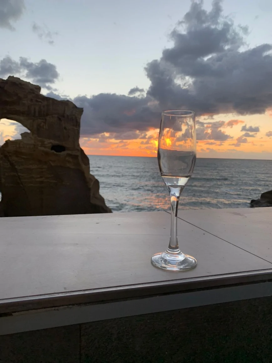 Bacoli, Villa Vazia: aperitivo al Tramonto con Seneca