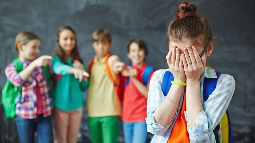 Bullismo e suicidi tra i giovani: i numeri choc di un’emergenza