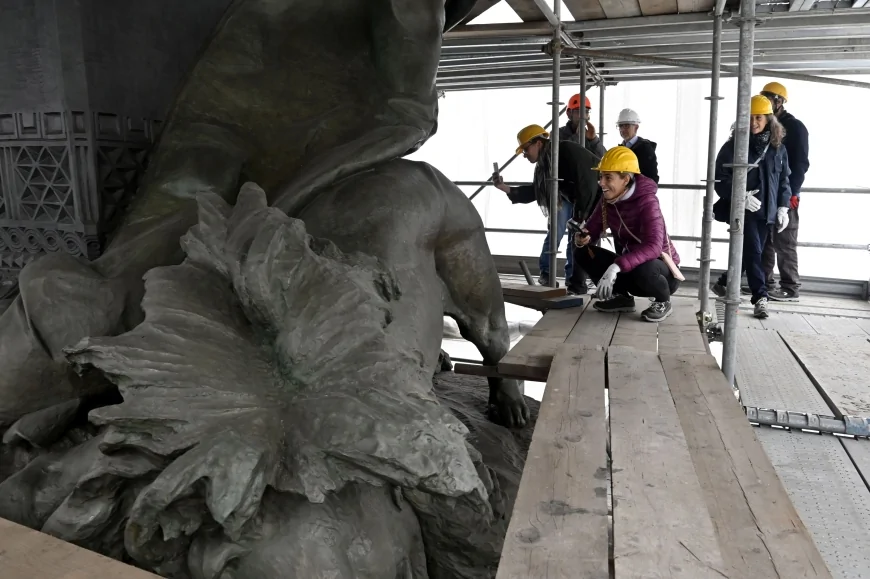 A Milano il monumento delle Cinque Giornate torna a splendere dopo il restauro