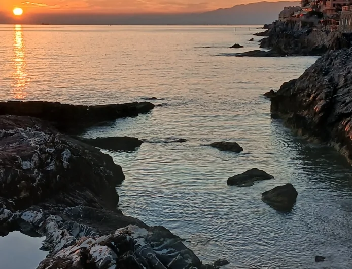 Mar Ligure sotto pressione: temperature in aumento e ondate di calore marine