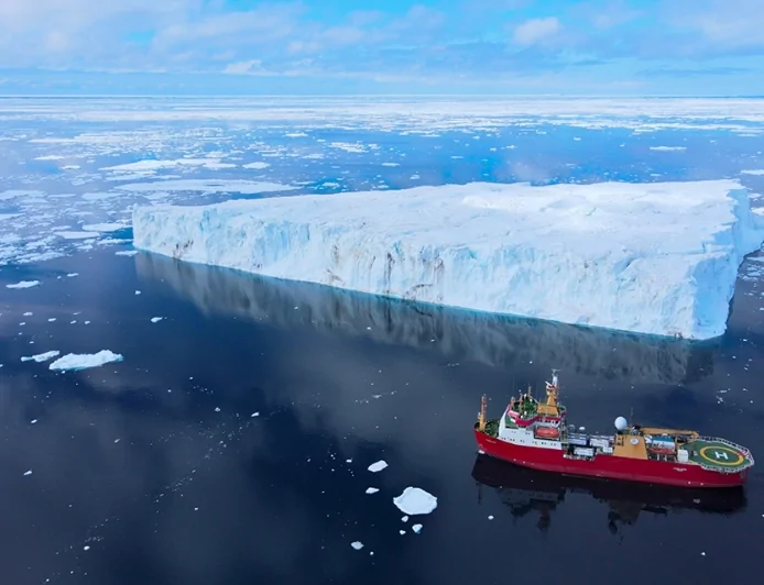 Antartide – La rompighiaccio “Laura Bassi” salpa per una nuova missione scientifica