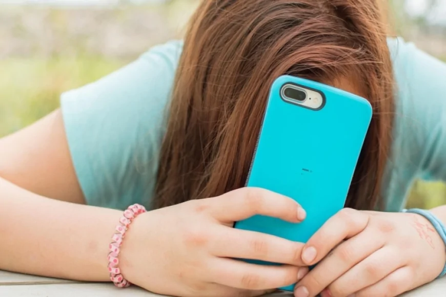 Patentino delle Competenze Digitali: NeoConnessi Young il progetto  di educazione digitale per le scuole secondarie di primo grado