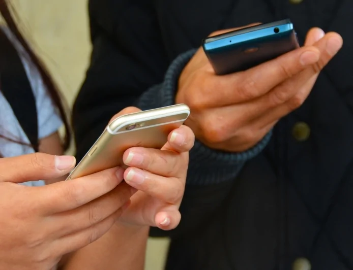 Meta: La Commissione Europea notifica eventuali misure provvisorie per invertire l'esclusione di assistenti di IA terzi da WhatsApp