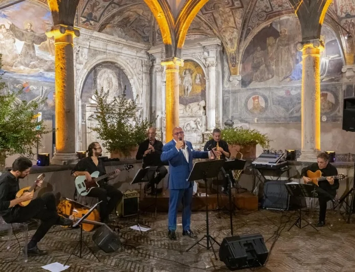 Grande successo per Gennaro Pisapia & Gruppo Smeraldo in concerto