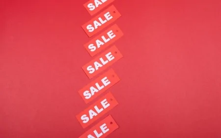 La Commissione Europea indaga sugli sconti online applicati durante il "Black Friday"  e il "Cyber Monday"