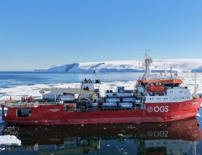 Antartide: la nave Laura Bassi conclude la campagna di ricerca estiva