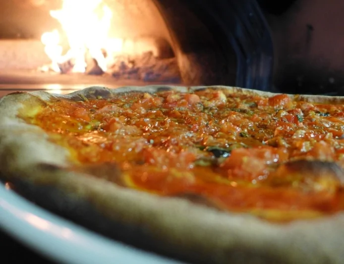 Ambiente, progetto "Pizzerie":  ENEA misura per la prima volta gli inquinanti emessi dai forni a legna