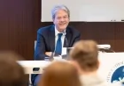Paolo Gentiloni in cattedra: all’Università Cattolica lezioni d’Europa per formare i protagonisti di domani