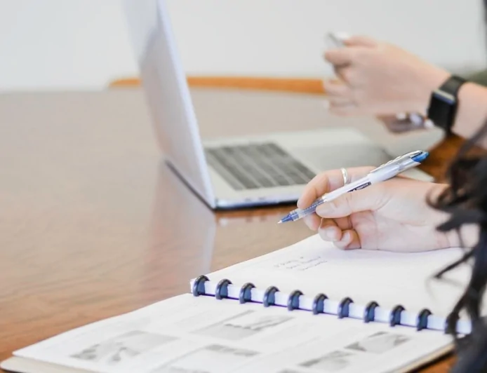 La Commissione Europea investe circa 400 milioni di euro per i ricercatori post-dottorato