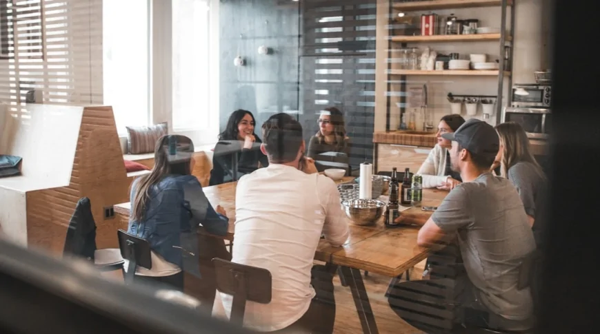 Comune di Milano: a bando 27 spazi ai piani terra del Demanio per attività sociali, culturali e d'impresa