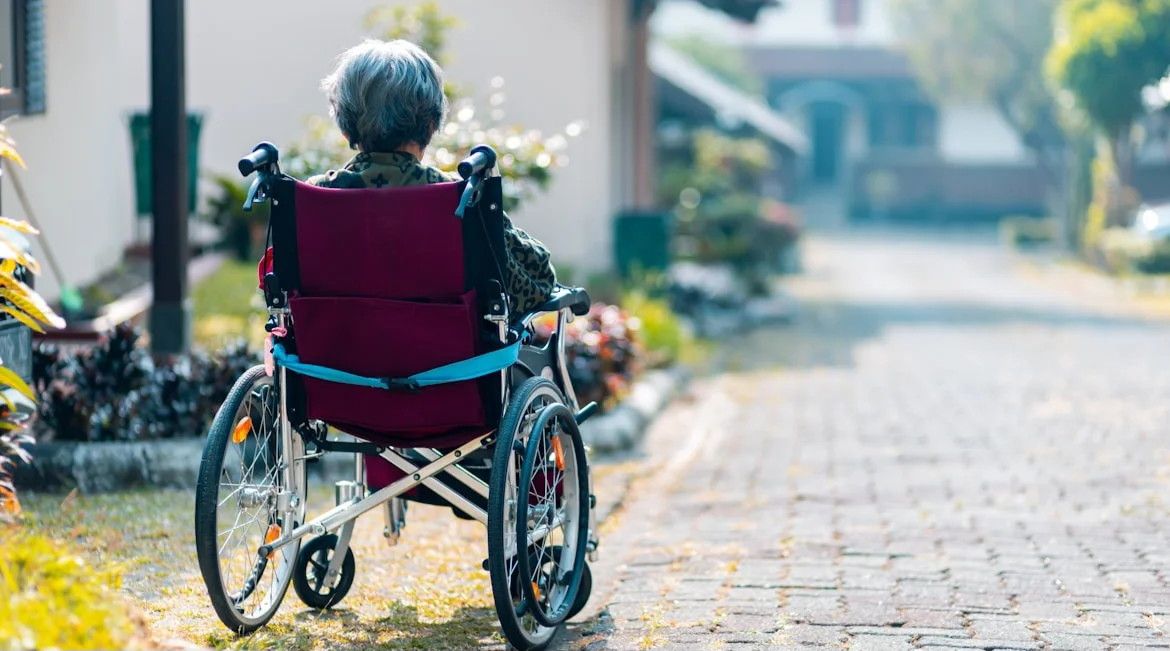 La Commissione Europea propone nuove misure per combattere la povertà e migliorare la vita delle persone con disabilità