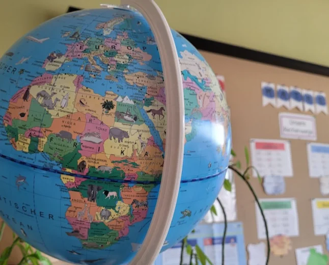 Milano, Educazione: online il bando per gli arredi innovativi nelle scuole della città