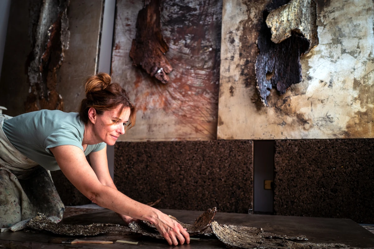 Lagazuoi EXPO Dolomiti: dal 18 luglio al 6 settembre la mostra "Silenziose Trame" dell'artista Silvia Canton