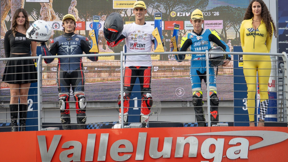 Politecnico di Torino domina il CIV Moto3: titoli e record storico per 2WheelsPoliTO